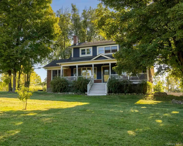 98 North RD, Highland, NY 12528