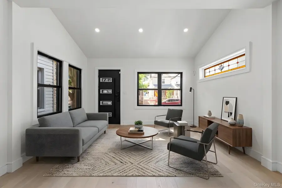 12917 135th PL, South Ozone Park, NY 11420