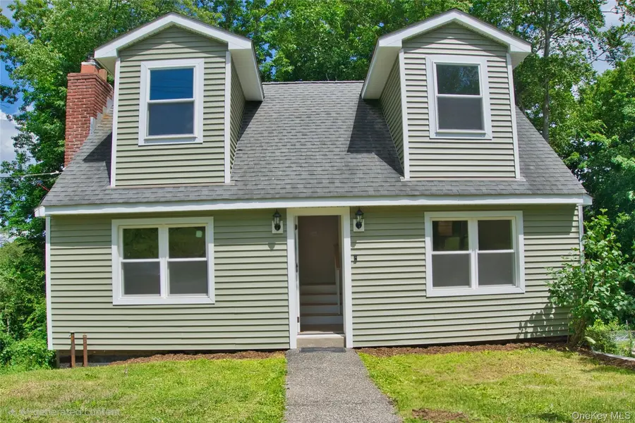 29 Overlin RD, Patterson, NY 12563
