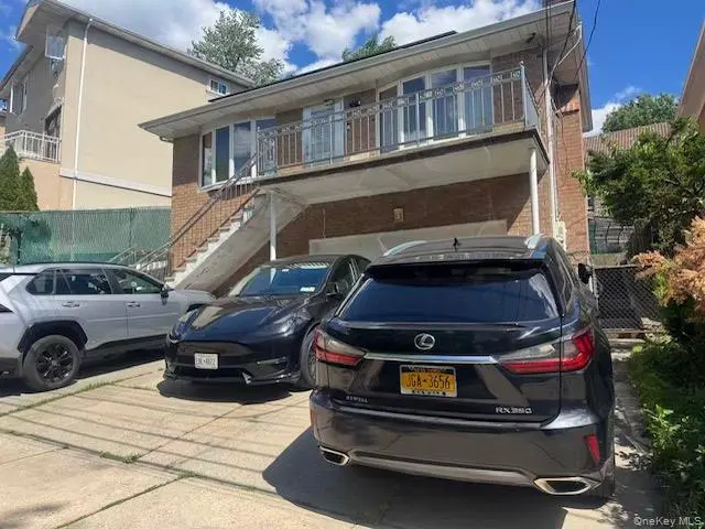 250-56 39th RD, Little Neck, NY 11363