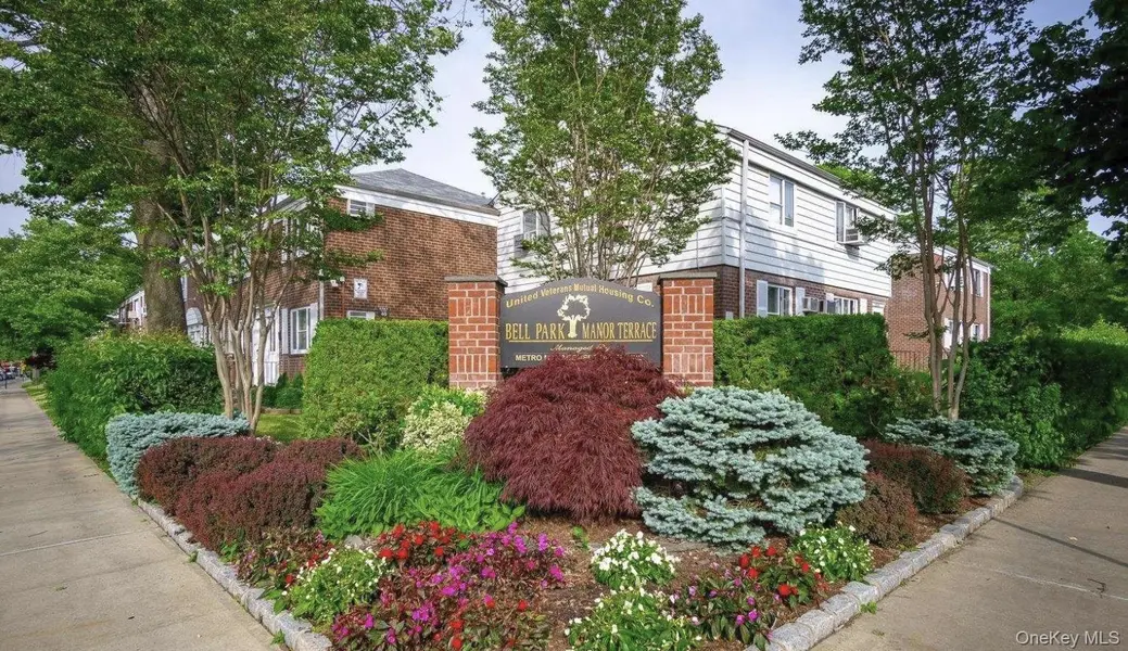 221-51 Manor RD #Upper, Queens Village, NY 11427