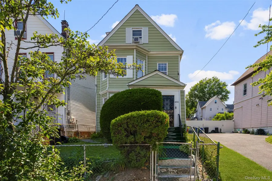 464 S 2nd AVE, Mount Vernon, NY 10550
