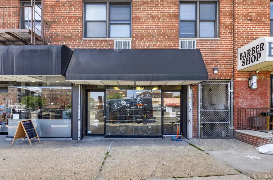 10230 Queens BLVD #1005, Forest Hills, NY 11375