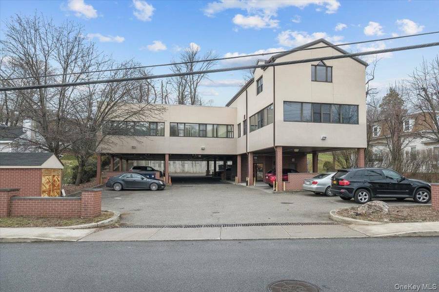 8 Revolutionary RD #suite 207, Ossining, NY 10562