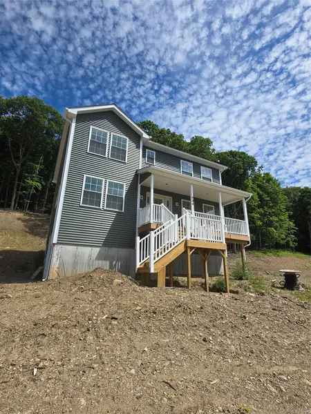 744 Mt Hope RD, Middletown, NY 10940