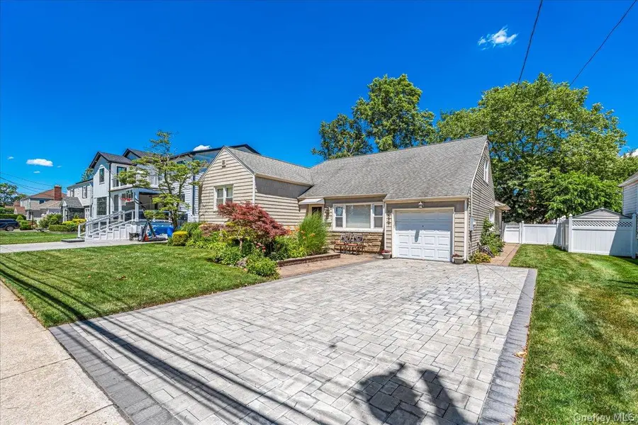 3247 Skillman AVE, Oceanside, NY 11572