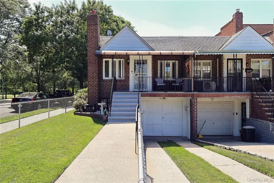 6224 78th ST, Middle Village, NY 11379