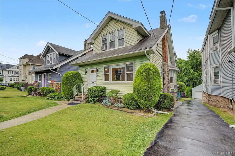 40 Dewey AVE, New Rochelle, NY 10801