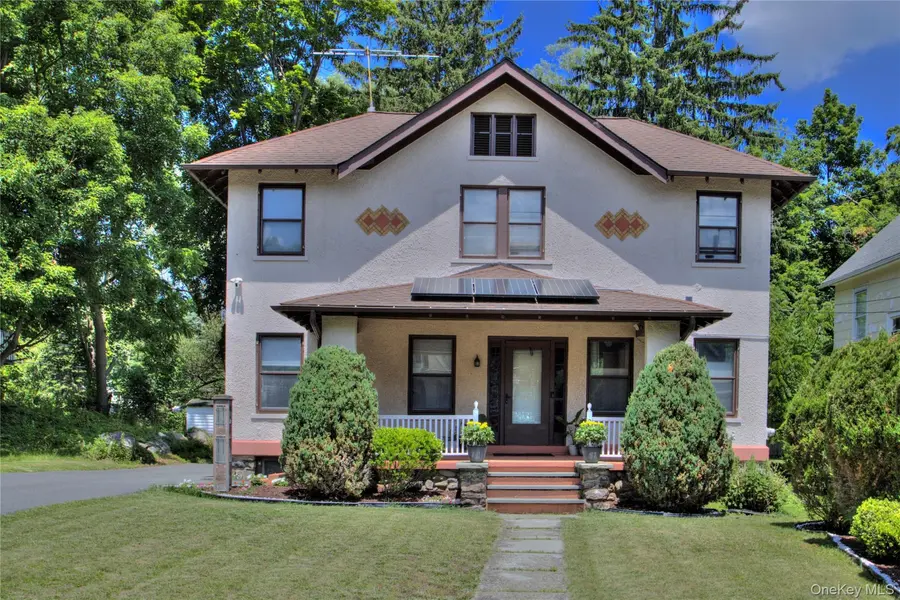 20 Shuit PL, Central Valley, NY 10917