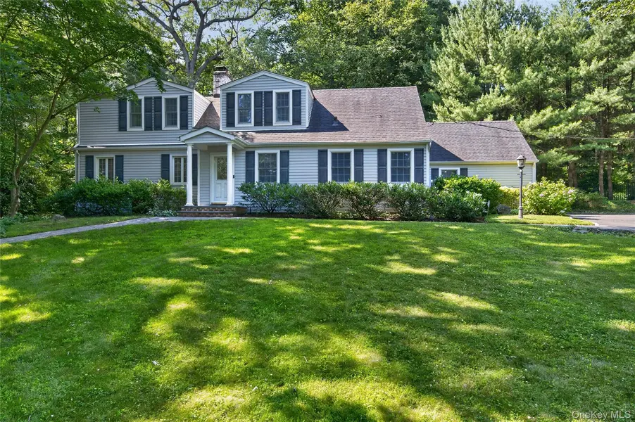 2108 Edge RD, Muttontown, NY 11791