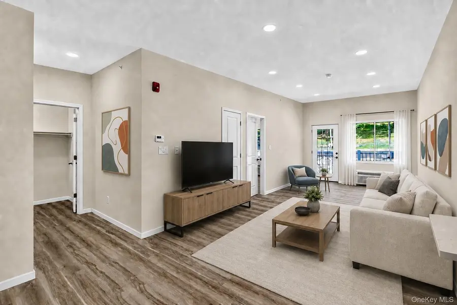 16 Dowd ST #202, Haverstraw, NY 10927