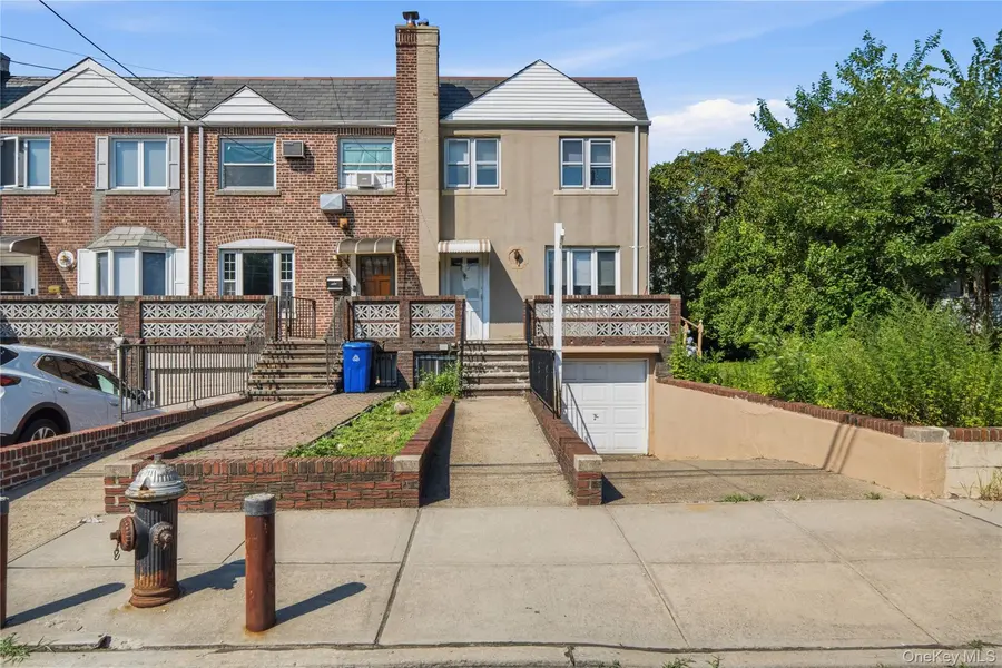 5750 82nd ST, Middle Village, NY 11379