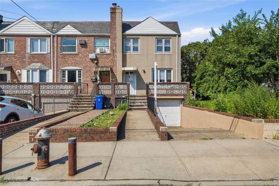 5750 82nd ST, Middle Village, NY 11379