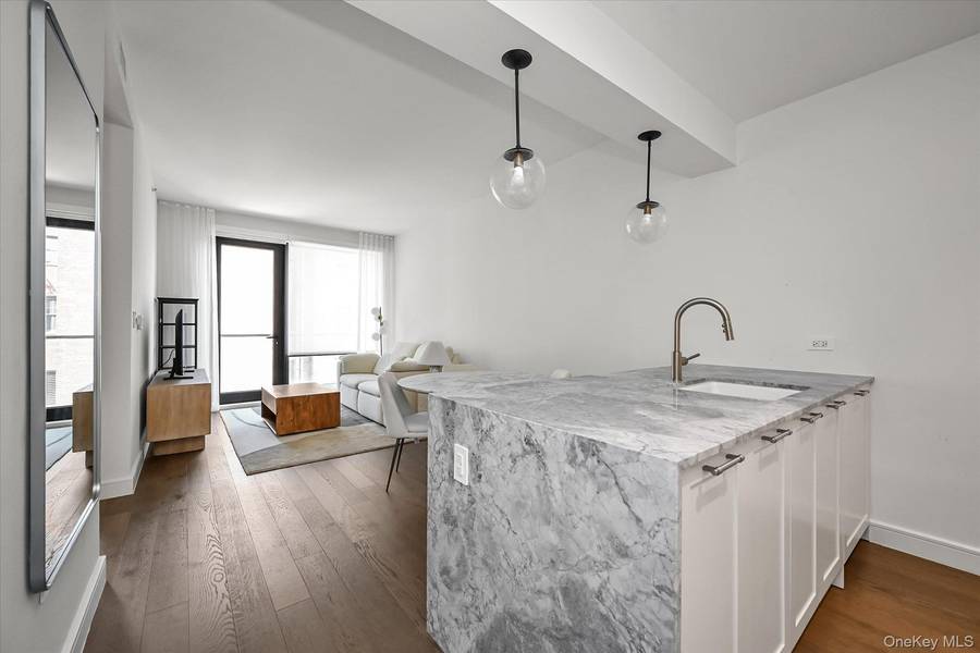 107-06 Queens BLVD #8D, Forest Hills, NY 11375