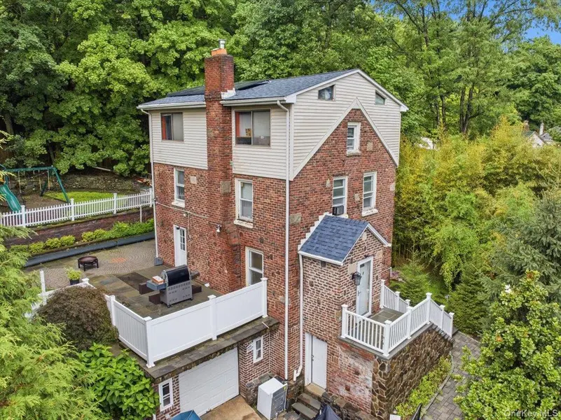262 Upper Depew AVE, Nyack, NY 10960
