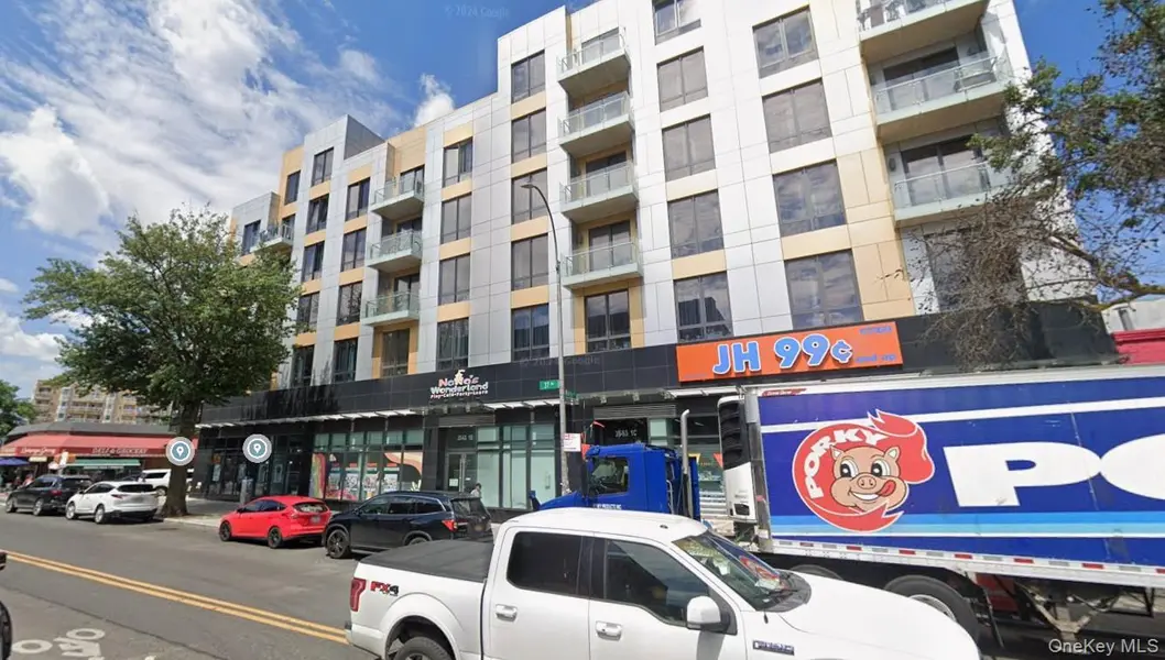 9501 37th AVE #CA, Jackson Heights, NY 11372