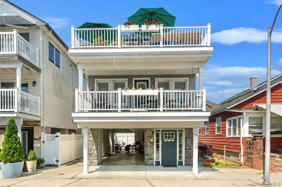85 Delaware AVE, Long Beach, NY 11561