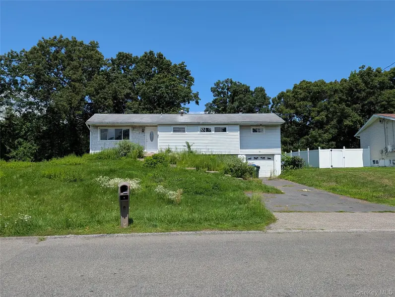 26 Stony Run RD, Newburgh, NY 12550