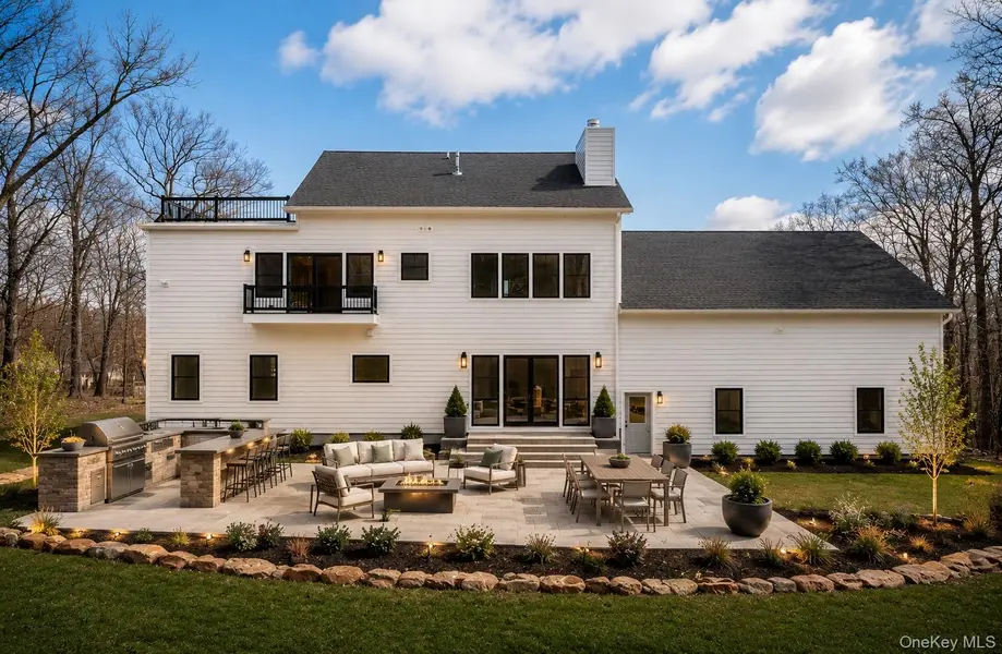 133 W Mombasha RD, Monroe, NY 10950