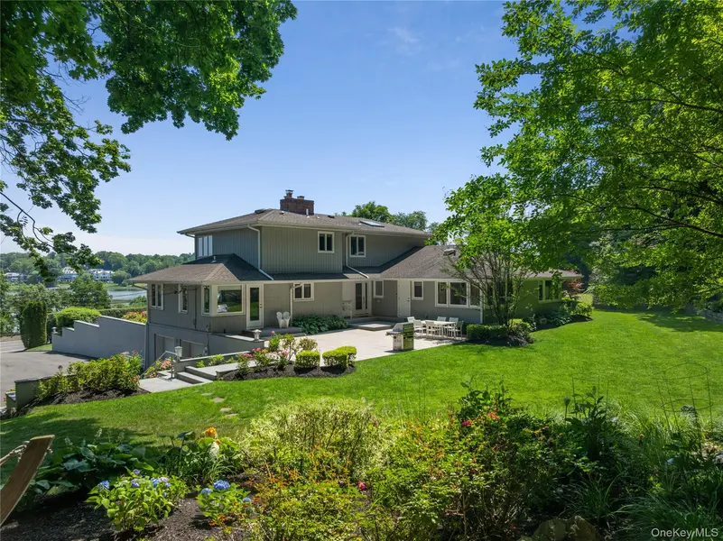 353 E Shore RD, Great Neck, NY 11023