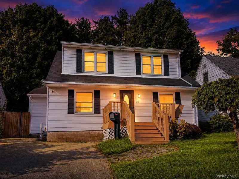 25 Independence AVE, Middletown, NY 10940