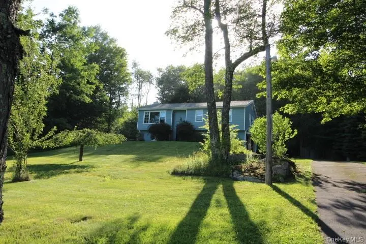 545 Stump Pond RD, Livingston Manor, NY 12758