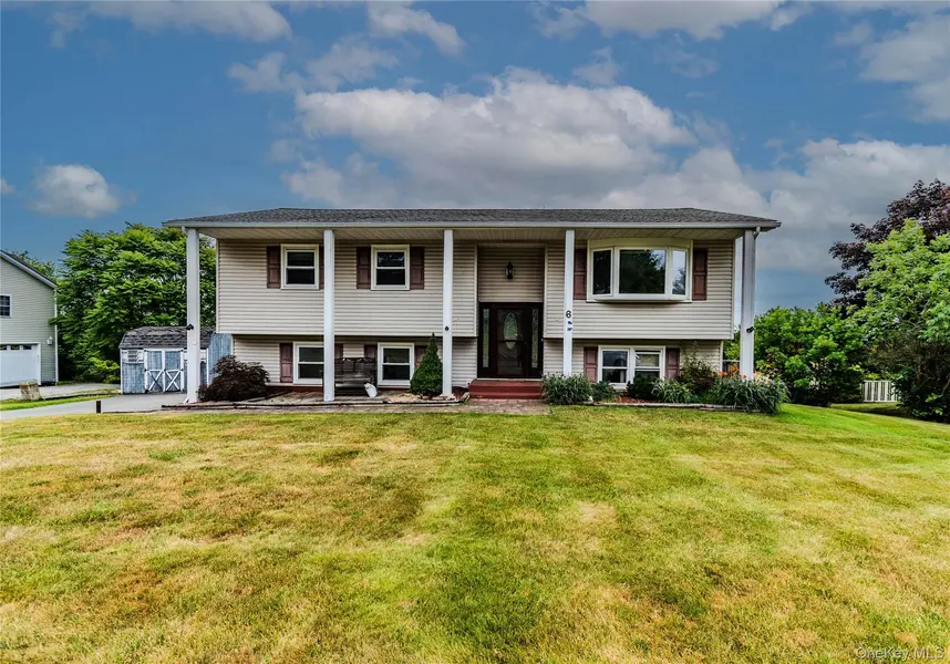 6 Bates CIR, Call Listing Agent, NY 10921