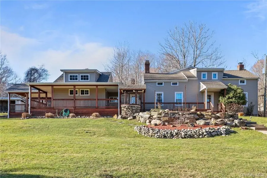 97 and 99 SMITH HILL RD, Airmont, NY 10952