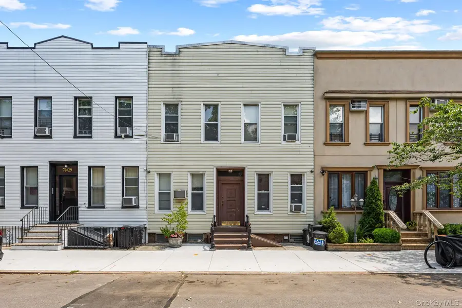 7031 67th PL, Glendale, NY 11385