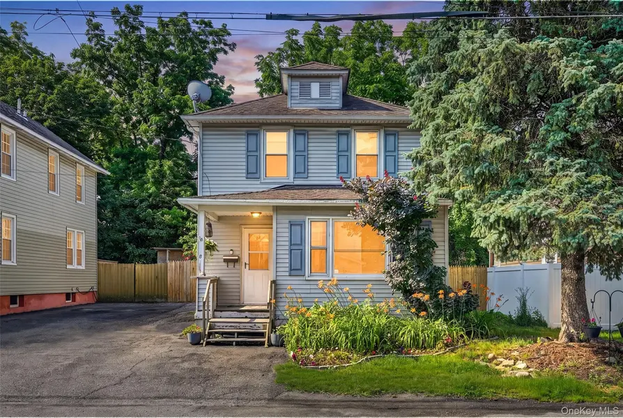 9 E Stone ST, Newburgh, NY 12550