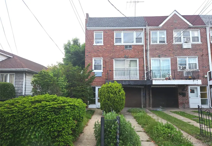 1386 Remsen AVE, Brooklyn, NY 11236