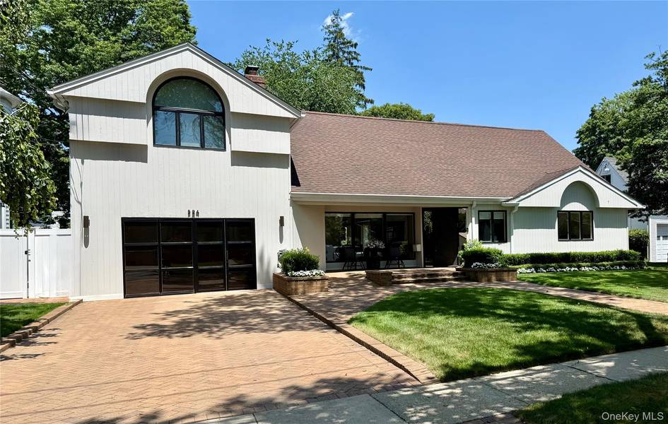 524 Woodmere BLVD, Woodmere, NY 11598