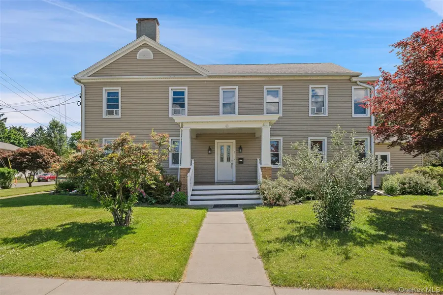 40 Grandview AVE, Catskill, NY 12414