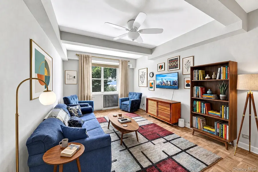 2465 Palisade AVE #1J, Bronx, NY 10463