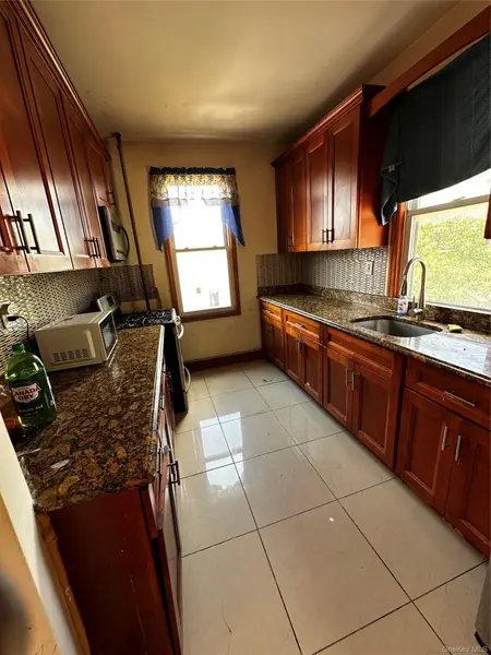 Jamaica, NY 11435
