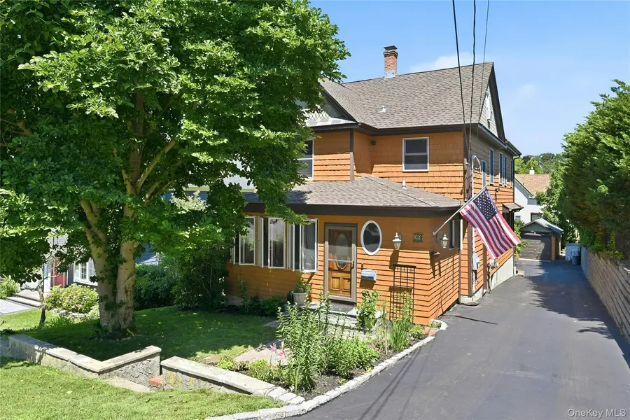 29 Vail ST, Northport, NY 11768