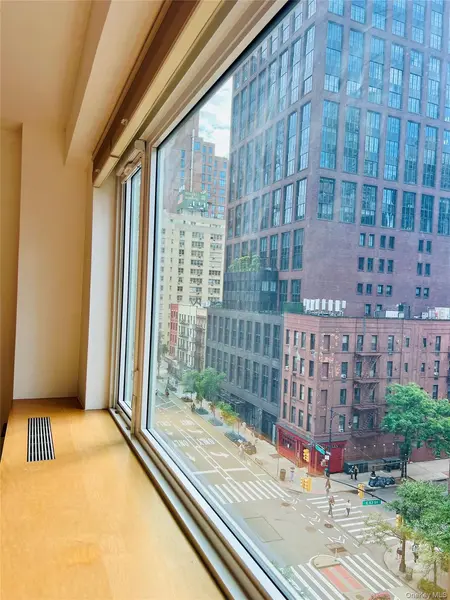 411 E 53rd ST #8L, New York (manhattan), NY 10022