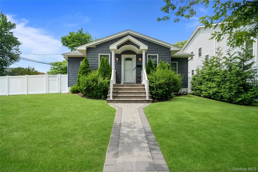 2978 Grand BLVD, Baldwin, NY 11510