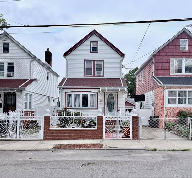 9230 212th PL, Queens Village, NY 11428