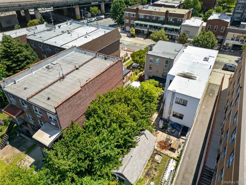 25-14 Crescent ST, Astoria, NY 11102