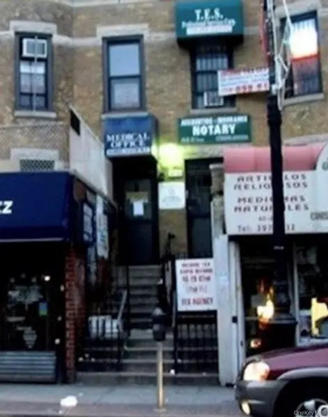 40-28 82nd ST #2, Elmhurst, NY 11373