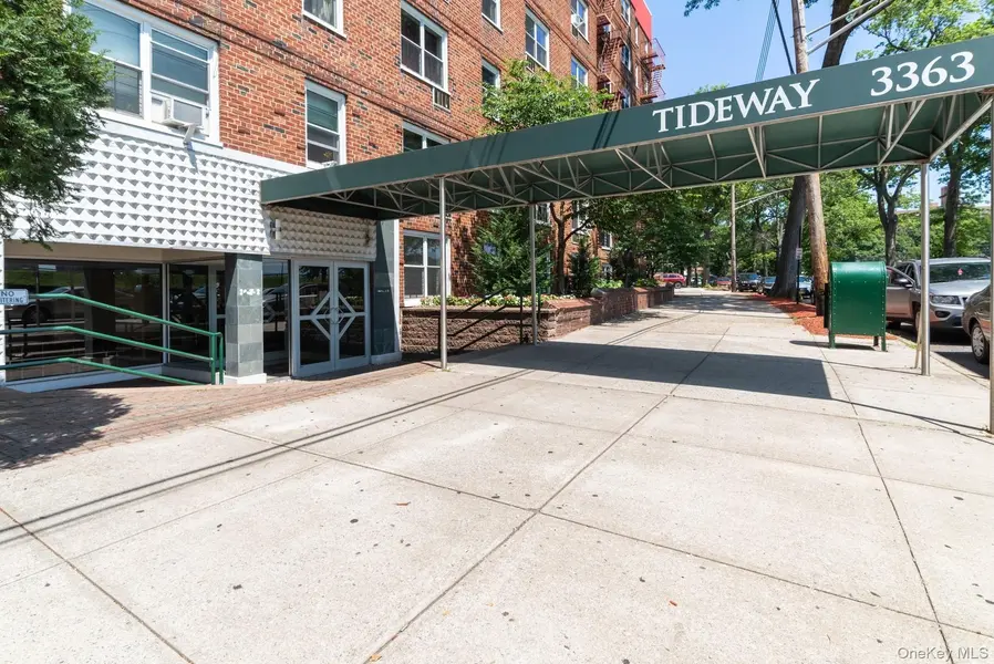 3363 Sedgwick AVE #5L, Bronx, NY 10463