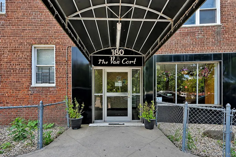 180 Van Cortlandt PARK #5C, Bronx, NY 10463