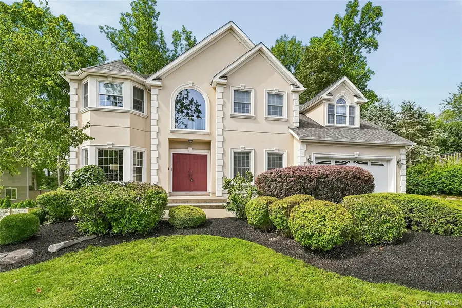 48 Greenwich AVE, Central Valley, NY 10917