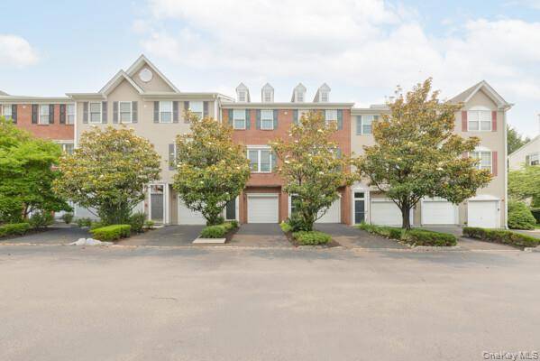 35 Meadow LN #35-Building 8F, Nanuet, NY 10954
