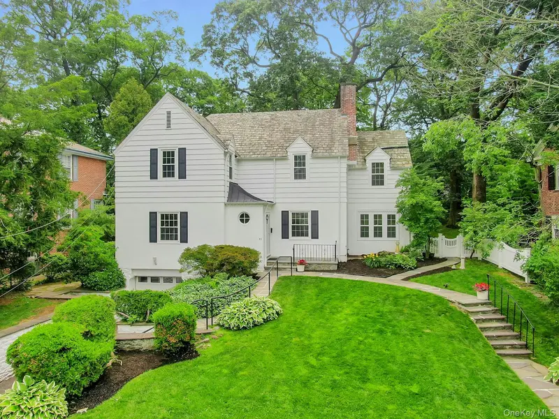 83 Parkway, Mount Vernon, NY 10552