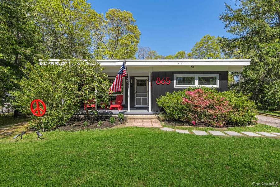 865 Track AVE, Cutchogue, NY 11935