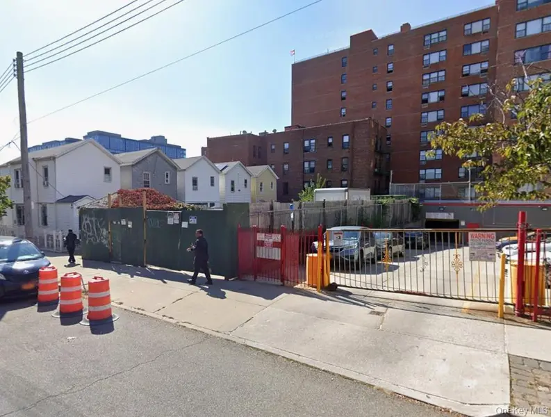 88-16 168th PL, Jamaica, NY 11432