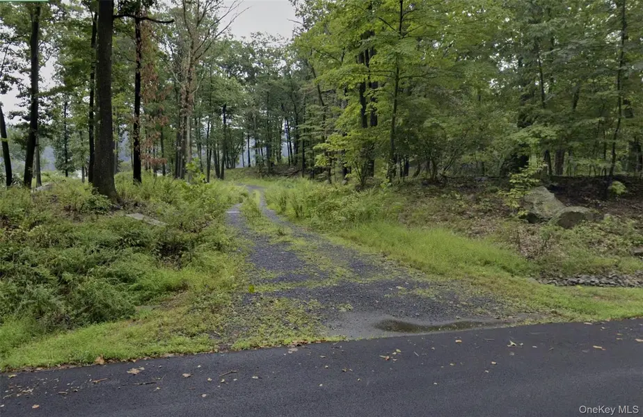 134 Bellevue RD, Highland, NY 12528