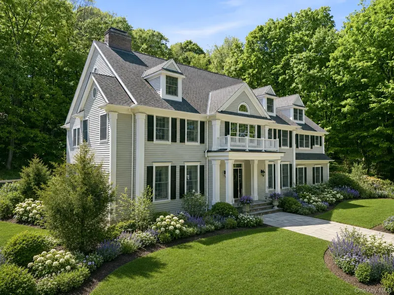 77 Old Stone Hill RD, Pound Ridge, NY 10576
